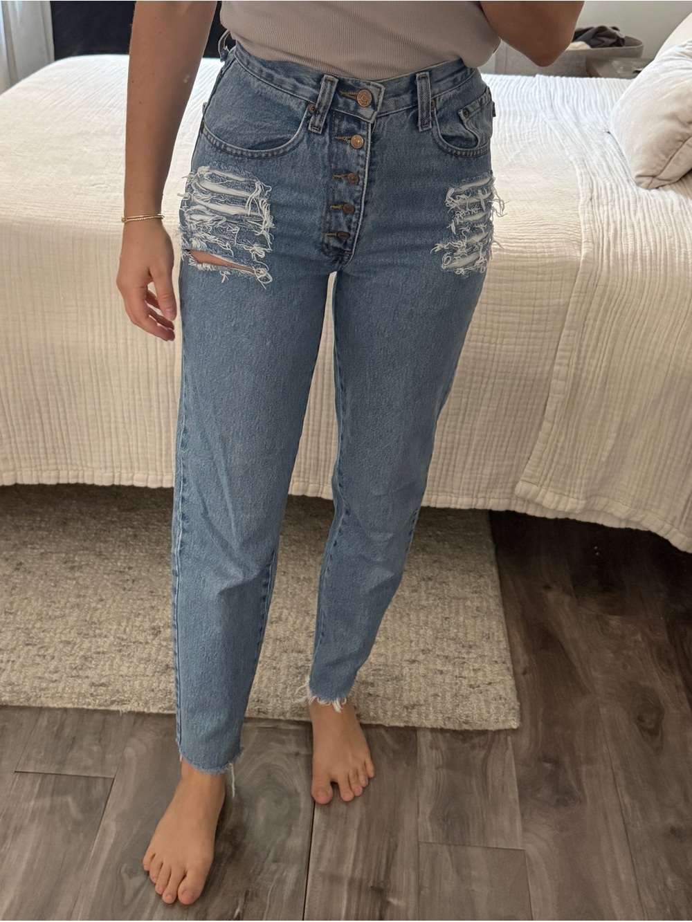 Pepe Jeans High-Rise Distressed Light Blue Mom Jeans Size 26